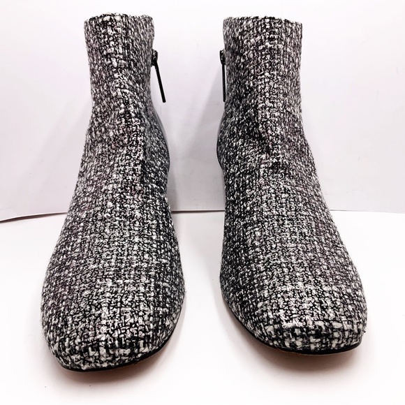{Donald J. Pliner} Jakk Tweed/Patent Leather Boots - Picture 8 of 16